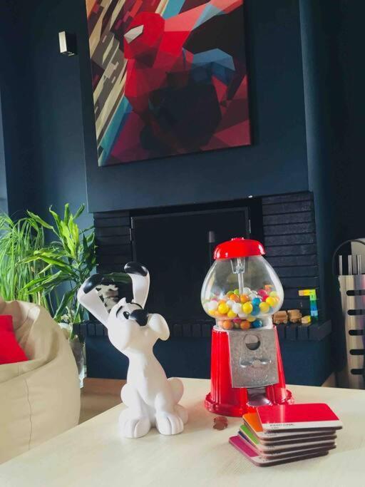 Super Heroes Apartment