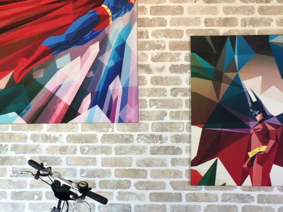 Super Heroes Apartment *